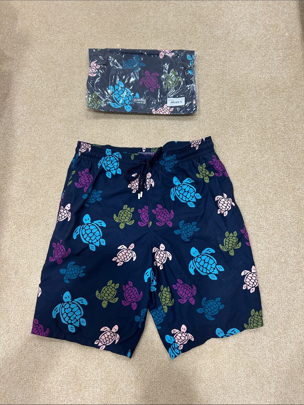 Vilebrequin Navy Turtle Print Swim Trunks - Multicolor Sea Turtles with bag